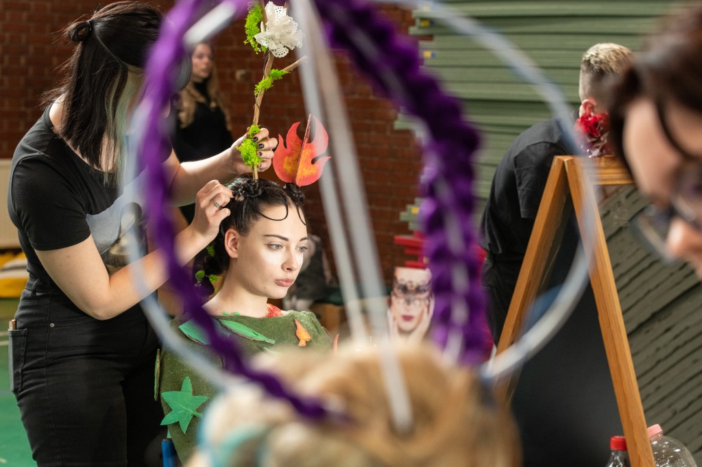 Sminkek és frizurák a környezetvédelem jegyében - idén is megrendezték az Aranykéz Kupát